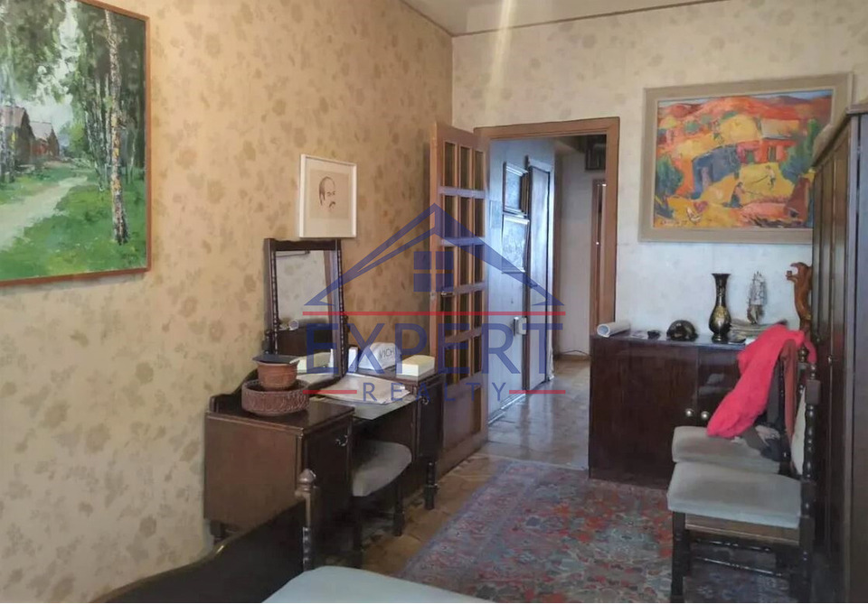 ԿԵՆՏՐՈՆ, ԴԵՐԵՆԻԿ  ԴԵՄԻՐՃՅԱՆ  ՓՈՂՈՑ , 3 ՍԵՆՅԱԿ