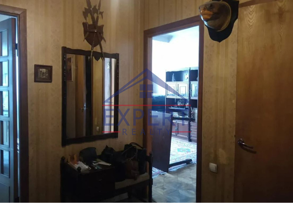 ԿԵՆՏՐՈՆ, ԴԵՐԵՆԻԿ  ԴԵՄԻՐՃՅԱՆ  ՓՈՂՈՑ , 3 ՍԵՆՅԱԿ