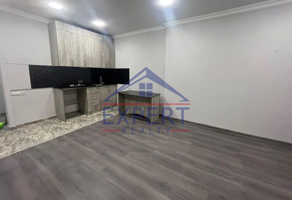 Նոր Նորքում Տուն Թևոսյան փողոցում 5 ՍԵՆՅԱԿ