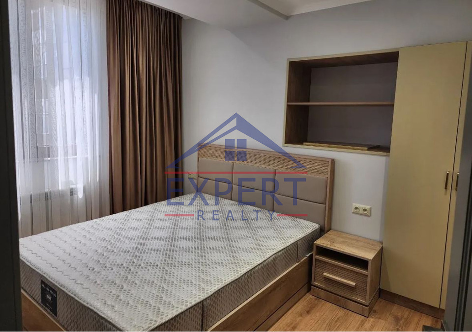 ԿԵՆՏՐՈՆ ՍԱՅԱԹ-ՆՈՎԱ ՓՈՂՈՑ 3 ՍԵՆՅԱԿ