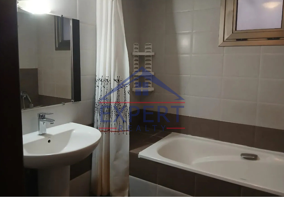 ԿԵՆՏՐՈՆ, ԷԴԳԱՐ ՀՈՎՀԱՆՆԻՍՅԱՆԻ ՓՈՂՈՑ, 3 ՍԵՆՅԱԿ