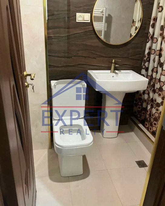 ԱՐԱԲԿԻՐ, ԿՈՄԻՏԱՍԻ ՊՈՂՈՏԱ, 2 ՍԵՆՅԱԿ