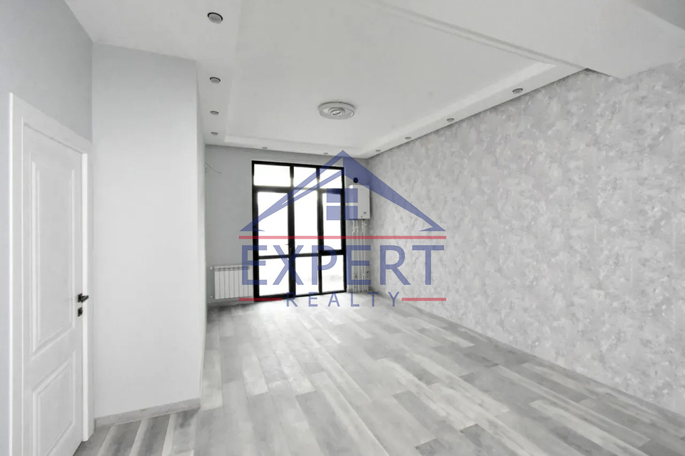 ԱՎԱՆ, ՄԱՐՇԱԼ ԽՈՒԴՅԱԿՈՎԻ ՓՈՂՈՑ, 2 ՍԵՆՅԱԿ