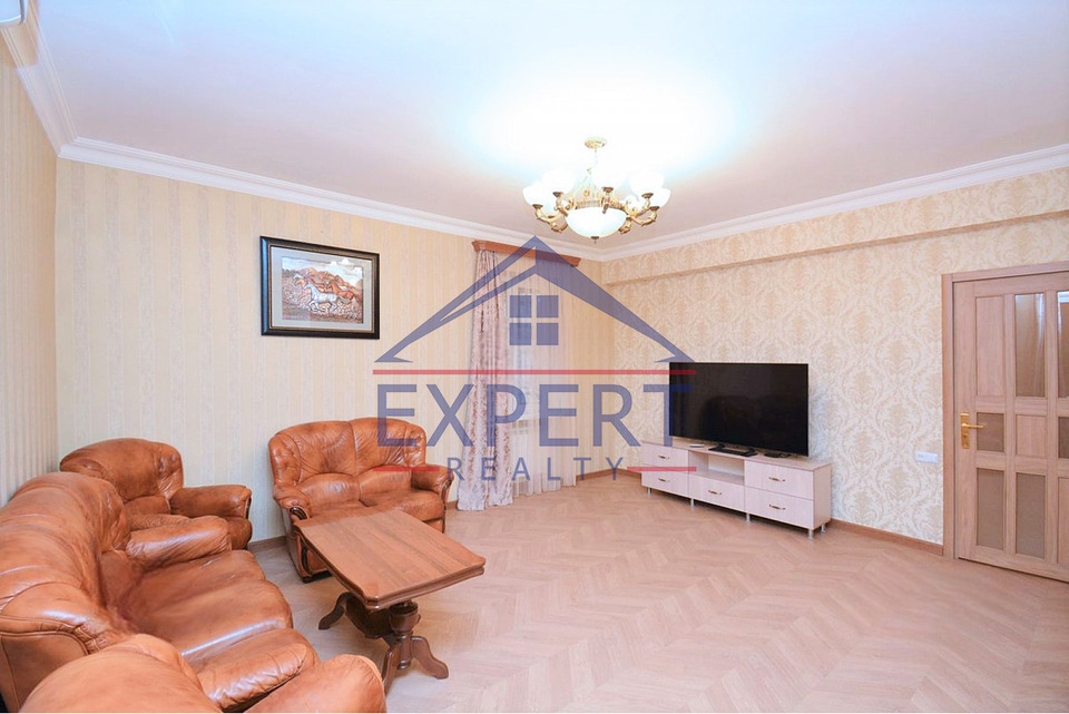 ԿԵՆՏՐՈՆ, ՉԱՅԿՈՎՍԿՈՒ ՓՈՂՈՑ, 4 ՍԵՆՅԱԿ