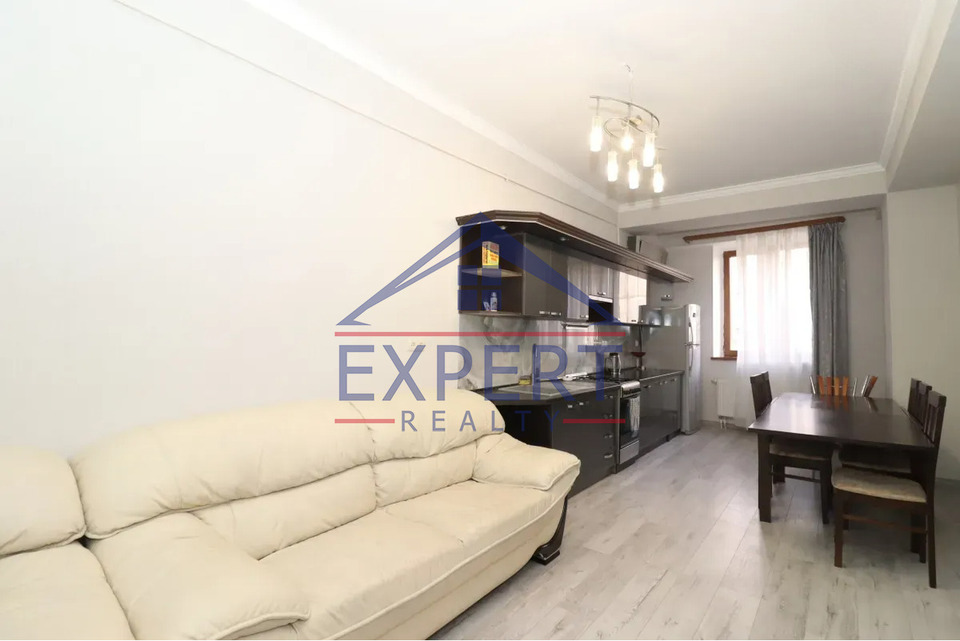 ԿԵՆՏՐՈՆ, ԵԿՄԱԼՅԱՆ ՓՈՂՈՑ, 3 ՍԵՆՅԱԿ