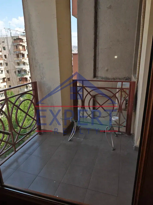 ԿԵՆՏՐՈՆ, ԵԿՄԱԼՅԱՆ ՓՈՂՈՑ, 3 ՍԵՆՅԱԿ