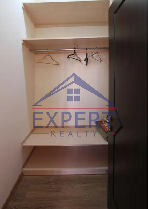 ԿԵՆՏՐՈՆ, ՄԱՇՏՈՑԻ ՊՈՂՈՏԱ, 3 ՍԵՆՅԱԿ