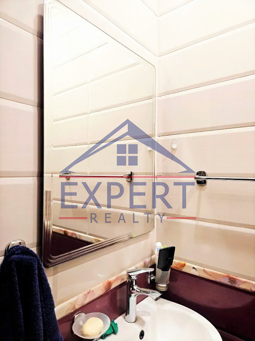 ԿԵՆՏՐՈՆ, ՊՈՒՇԿԻՆԻ ՓՈՂՈՑ, 3 ՍԵՆՅԱԿ