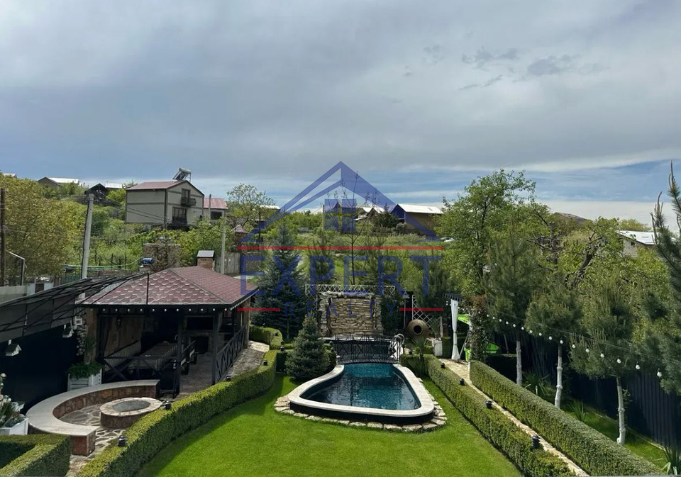 ՁՈՐԱՂԲՅՈՒՐ 4  ՍԵՆՅԱԿ