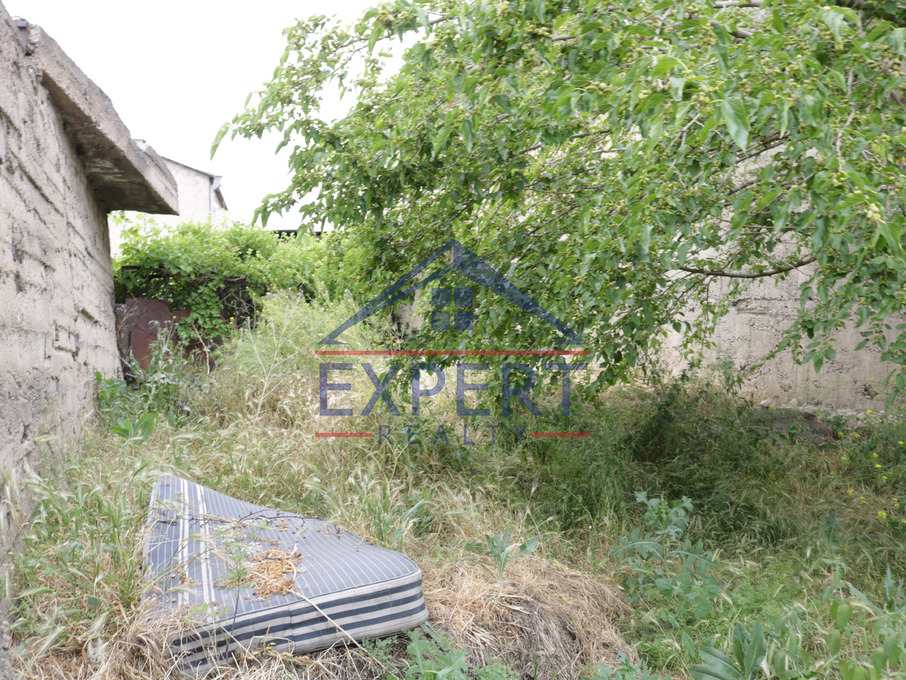 ՔԱՆԱՔԵՌ ԶԵՅԹՈՒՆ, ՔԱՆԱՔԵՌԻ 14-ՐԴ ՓՈՂՈՑ, 8 ՍԵՆՅԱԿ