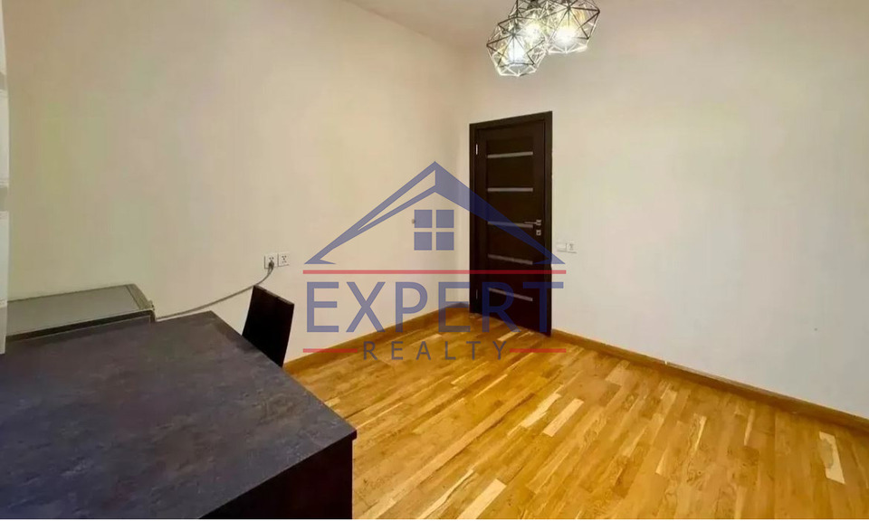ՔԱՆԱՔԵՌ ԶԵՅԹՈՒՆ ՊԱՐՈՒՅՐ ՍԵՎԱԿ 4 ՍԵՅՆԱԿ
