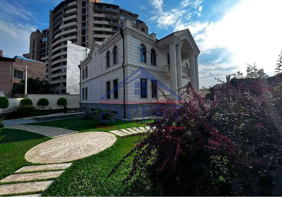 ԿԵՆՏՐՈՆ, ՁՈՐԱՓԻ ՓՈՂՈՑ, 8 ՍԵՆՅԱԿ