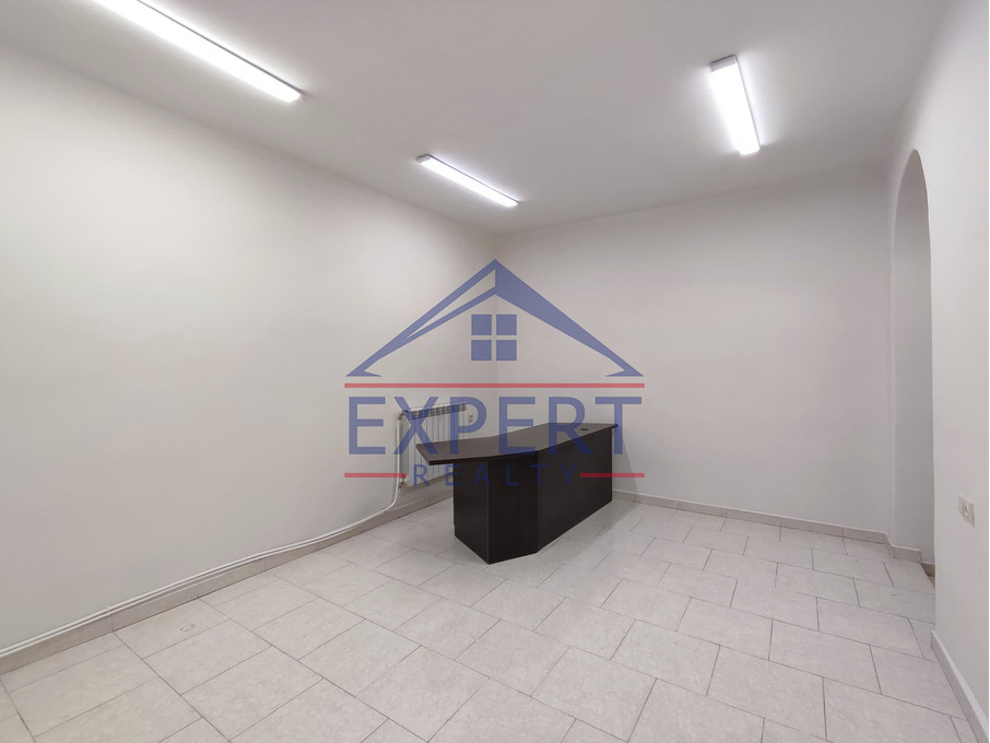 ԿԵՆՏՐՈՆ, ՄԱՇՏՈՑԻ ՊՈՂՈՏԱ, 65ՔՄ