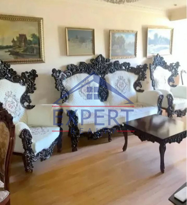 ԿԵՆՏՐՈՆ, ՀԻՆ ԵՐԵՎԱՆՑՈՒ ՓՈՂՈՑ, 3 ՍԵՆՅԱԿ