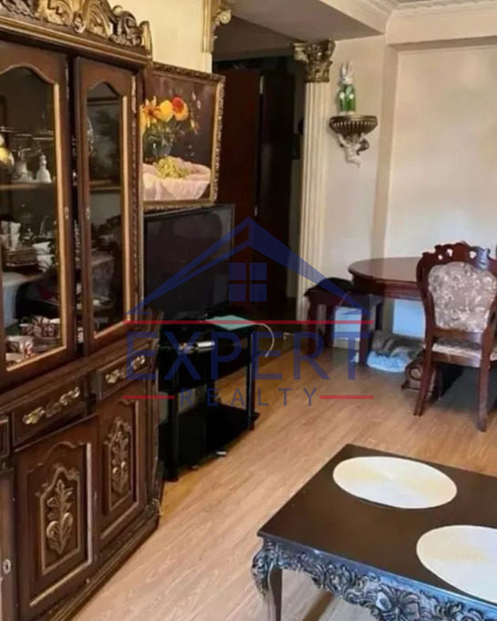 ԿԵՆՏՐՈՆ, ՀԻՆ ԵՐԵՎԱՆՑՈՒ ՓՈՂՈՑ, 3 ՍԵՆՅԱԿ