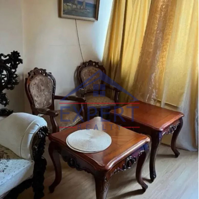 ԿԵՆՏՐՈՆ, ՀԻՆ ԵՐԵՎԱՆՑՈՒ ՓՈՂՈՑ, 3 ՍԵՆՅԱԿ