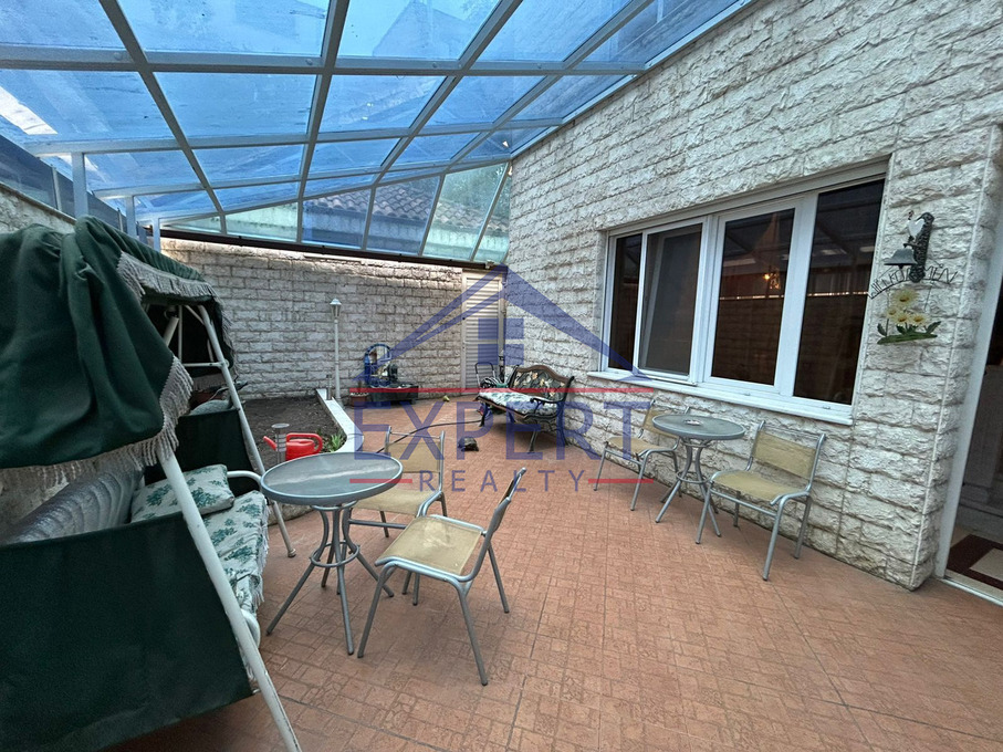 ԿԵՆՏՐՈՆ, ՊՈՒՇԿԻՆԻ ՓՈՂՈՑ, 3 ՍԵՆՅԱԿ