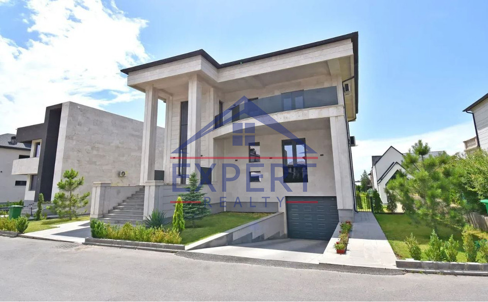 ՎԱՀԱԳՆԻ ԹԱՂԱՄԱՍ 4 ՍԵՆՅԱԿ