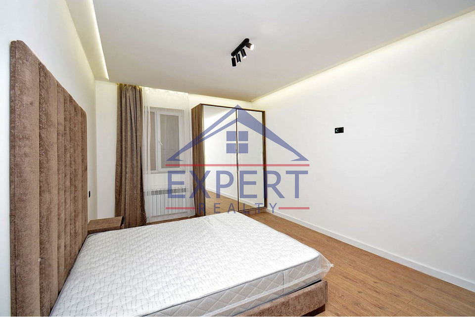 ԴԱՎԹԱՇԵՆ,7ՐԴ ՓՈՂՈՑ 3 ՍԵՆՅԱԿ