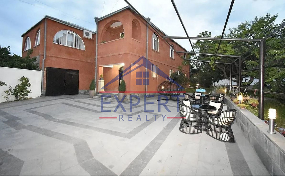 ՔԱՆԱՔԵՌ ԶԵՅԹՈՒՆ,ԾԱՐԱՎ ԱՂԲՅՈՒՐ 8ՍԵՆՅԱԿ