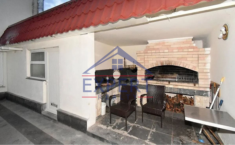 ՔԱՆԱՔԵՌ ԶԵՅԹՈՒՆ,ԾԱՐԱՎ ԱՂԲՅՈՒՐ 8ՍԵՆՅԱԿ