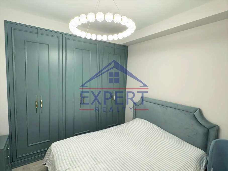 ԿԵՆՏՐՈՆ, ԱՐՇԱԿՈՒՆՅԱՑ ՊՈՂՈՏԱ, 2 ՍԵՆՅԱԿ