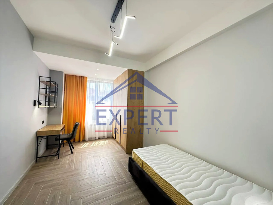 ԱՐԱԲԿԻՐ, ԱԴՈՆՑԻ ՓՈՂՈՑ, 4 ՍԵՆՅԱԿ