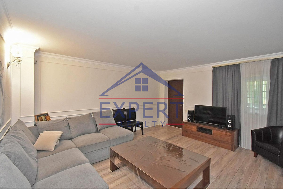 ՁՈՐԱՂԲՅՈՒՐ 4  ՍԵՆՅԱԿ