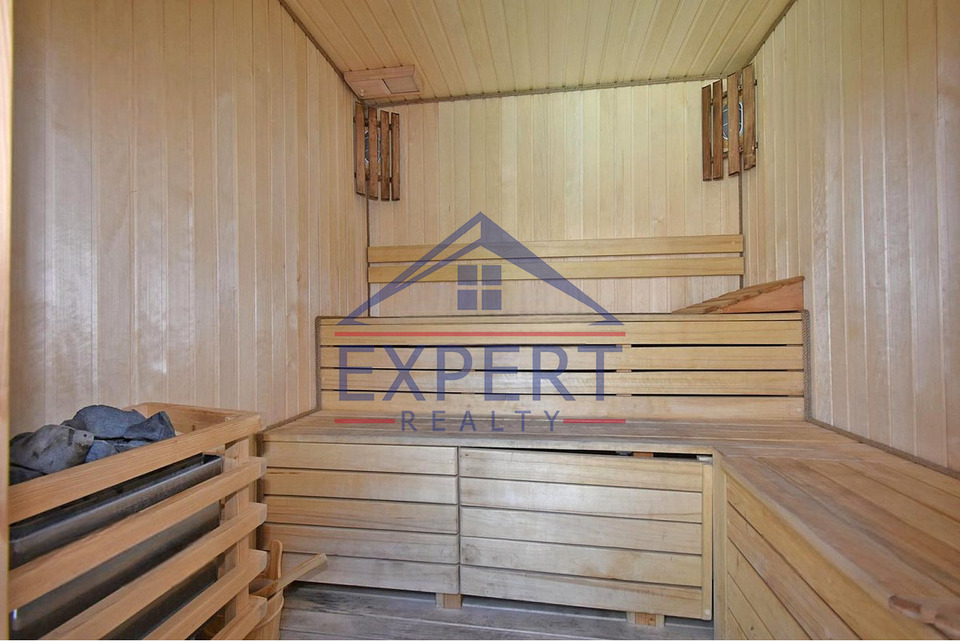 ՁՈՐԱՂԲՅՈՒՐ 4  ՍԵՆՅԱԿ