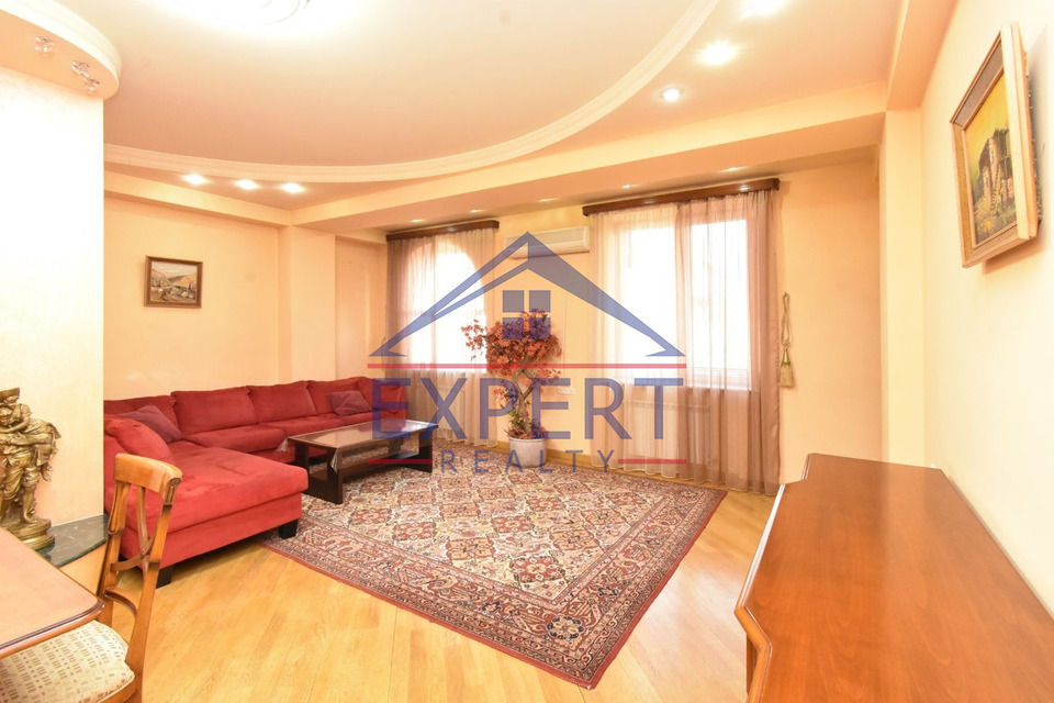 ԱՐԱԲԿԻՐ, ԱՎԵՏ ԱՎԵՏԻՍՅԱՆ ՓՈՂՈՑ, 4 ՍԵՆՅԱԿ