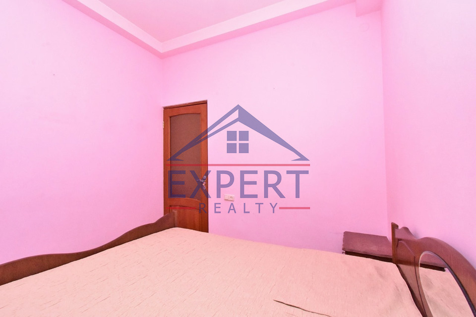 ԱՐԱԲԿԻՐ, ԱՎԵՏ ԱՎԵՏԻՍՅԱՆ ՓՈՂՈՑ, 4 ՍԵՆՅԱԿ