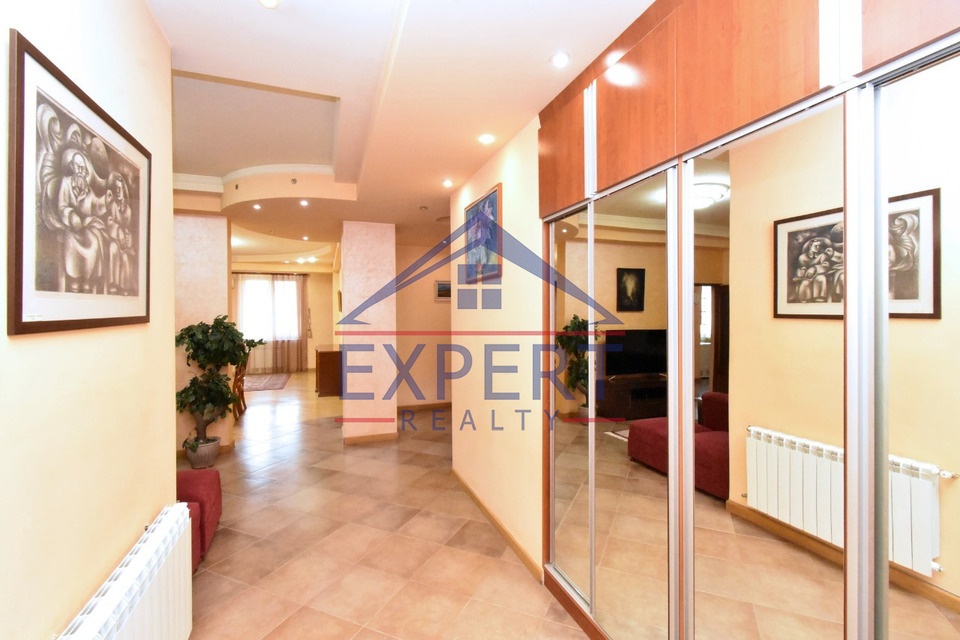 ԱՐԱԲԿԻՐ, ԱՎԵՏ ԱՎԵՏԻՍՅԱՆ ՓՈՂՈՑ, 4 ՍԵՆՅԱԿ