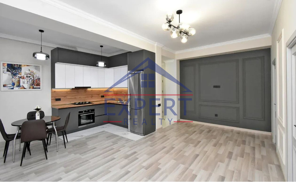 ԱՋԱՓՆՅԱԿ, ԼԵՆԻՆԳՐԱԴՅԱՆ ՓՈՂՈՑ, 4 ՍԵՆՅԱԿ