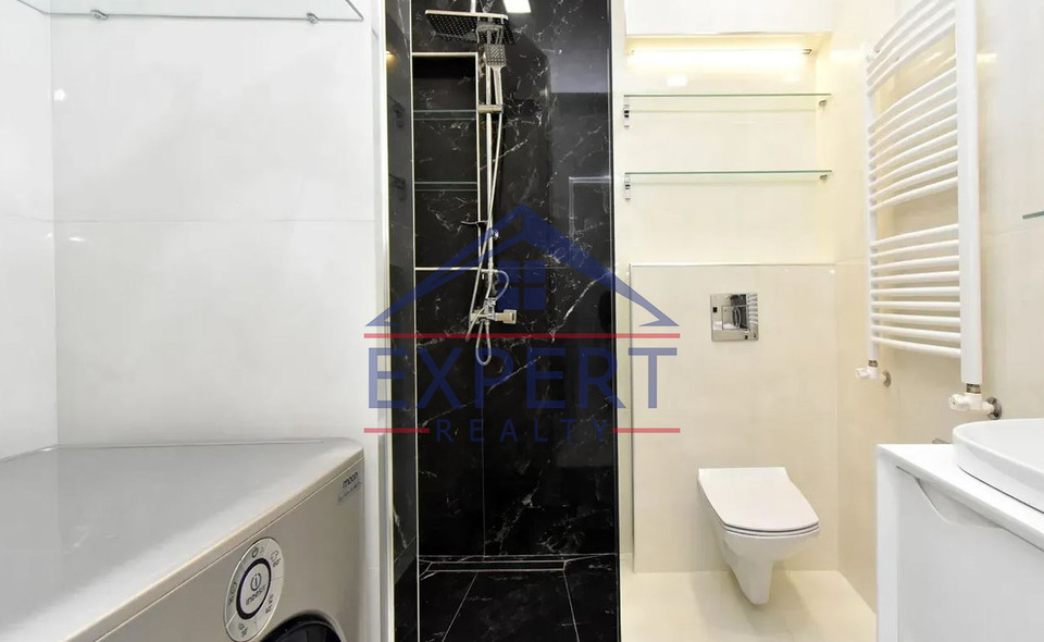 ԱՋԱՓՆՅԱԿ, ԼԵՆԻՆԳՐԱԴՅԱՆ ՓՈՂՈՑ, 4 ՍԵՆՅԱԿ