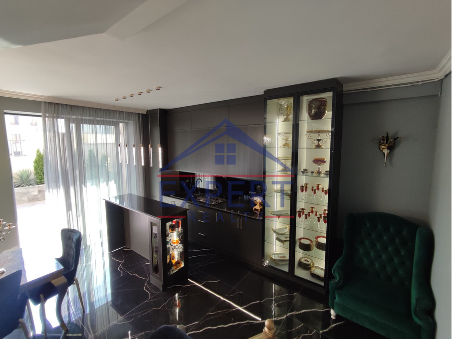 ՆՈՐ ՆՈՐՔ, ԲԱԳՐԵՎԱՆԴԻ ՓՈՂՈՑ, 4 ՍԵՆՅԱԿ