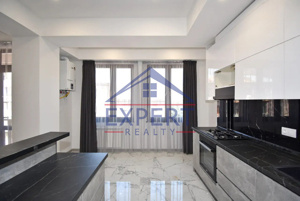 ԿԵՆՏՐՈՆ, ՍԱՐՅԱՆ ՓՈՂՈՑ, 3 ՍԵՆՅԱԿ