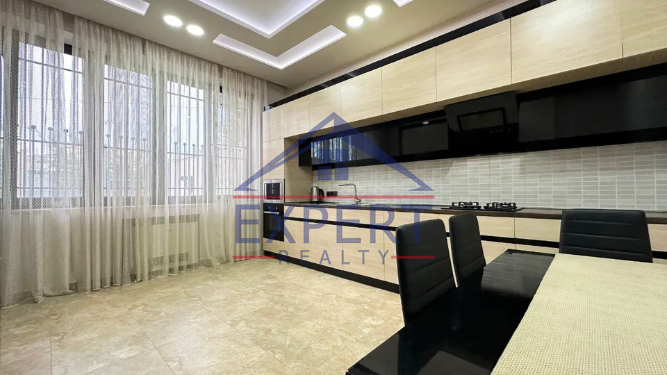 ԱՋԱՓՆՅԱԿ, Գ 1 ԹԱՂԱՄԱՍ, 5 ՍԵՆՅԱԿ