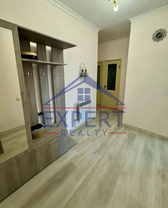 ԱՐԱԲԿԻՐ, ԿՈՄԻՏԱՍԻ ՊՈՂՈՏԱ, 3 ՍԵՆՅԱԿ