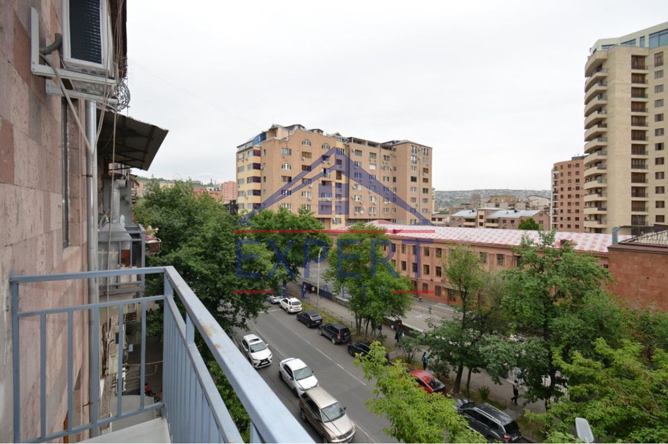 ԿԵՆՏՐՈՆ, ՍԱՐՅԱՆ ՓՈՂՈՑ, 3 ՍԵՆՅԱԿ