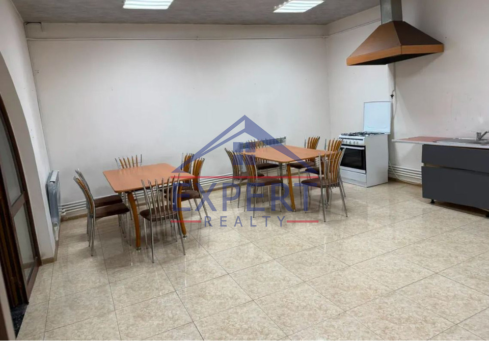 ՔԱՆԱՔԵՌ-ԶԵՅԹՈՒՆ,ԴՐՈՅԻ ՓՈՂՈՑ, 270 ՔՄ