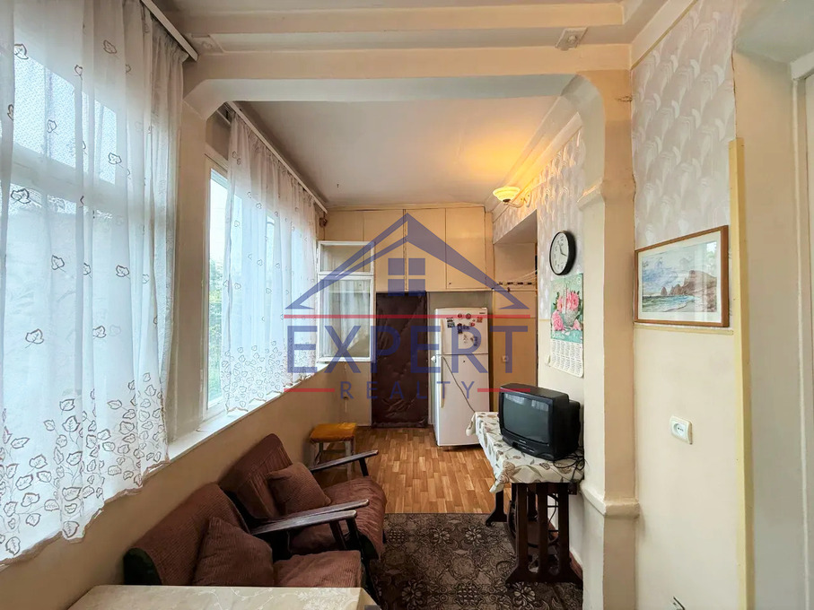 ԷՐԵԲՈՒՆԻ, ԱՐՑԱԽԻ ՊՈՂՈՏԱ, 1 ՍԵՆՅԱԿ