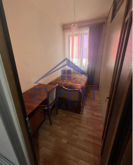 ԱՐԱԲԿԻՐ, ԿՈՄԻՏԱՍԻ ՊՈՂՈՏԱ, 2 ՍԵՆՅԱԿ