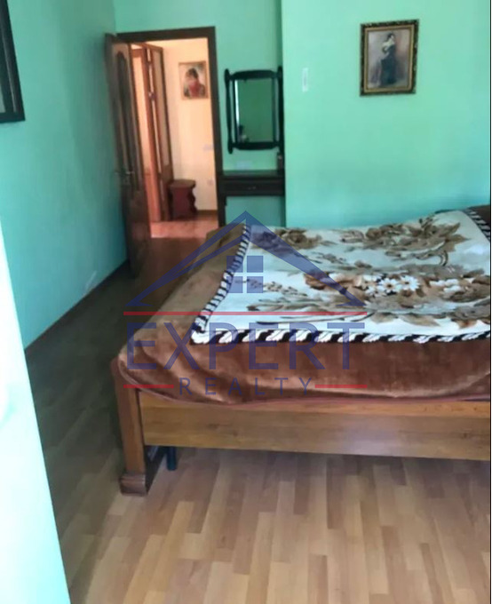 ԱՐԱԲԿԻՐ, ՆԱԻՐԻ ԶԱՐՅԱՆ , 2 ՍԵՆՅԱԿ