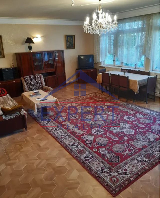 ՔԱՆԱՔԵՌ ԶԵՅԹՈՒՆ, 3 ՍԵՆՅԱԿ