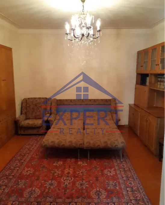 ՔԱՆԱՔԵՌ ԶԵՅԹՈՒՆ, 3 ՍԵՆՅԱԿ