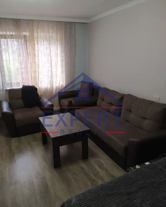 ԱՐԱԲԿԻՐ, ԿՈՄԻՏԱՍԻ ՊՈՂՈՏԱ, 1 ՍԵՆՅԱԿ