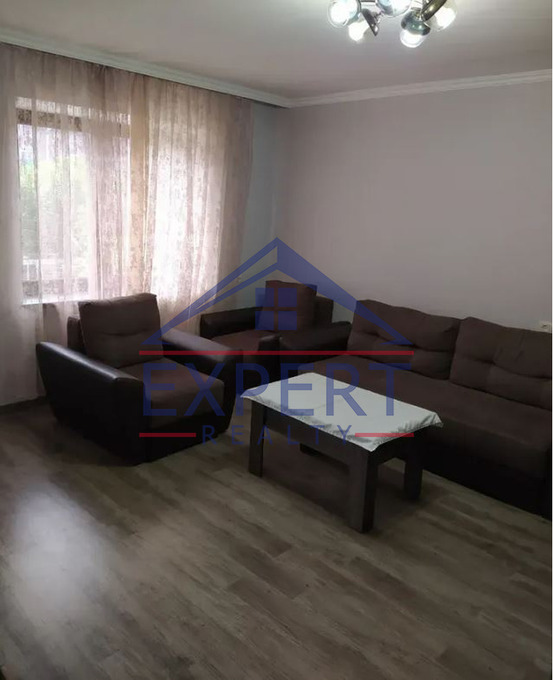 ԱՐԱԲԿԻՐ, ԿՈՄԻՏԱՍԻ ՊՈՂՈՏԱ, 1 ՍԵՆՅԱԿ
