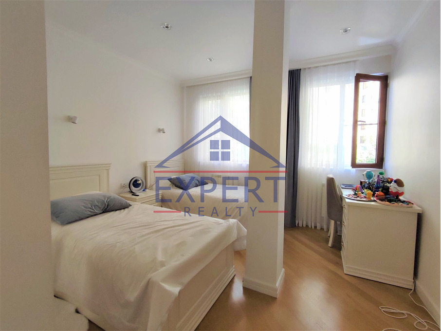 ԿԵՆՏՐՈՆ, ՍԱՐՅԱՆ ՓՈՂՈՑ, 3 ՍԵՆՅԱԿ