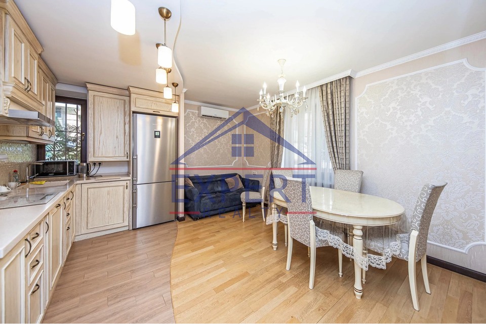 ԱՐԱԲԿԻՐ,ԳՐԻԲՈՅԵԴՈՎ ՓՈՂՈՑ , 3 ՍԵՆՅԱԿ