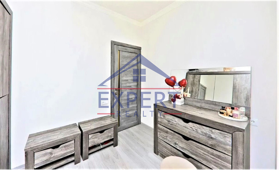 ԱՐԱԲԿԻՐ, ՎԱՀՐԱՄ ՓԱՓԱԶՅԱՆ ՓՈՂՈՑ, 2 ՍԵՆՅԱԿ